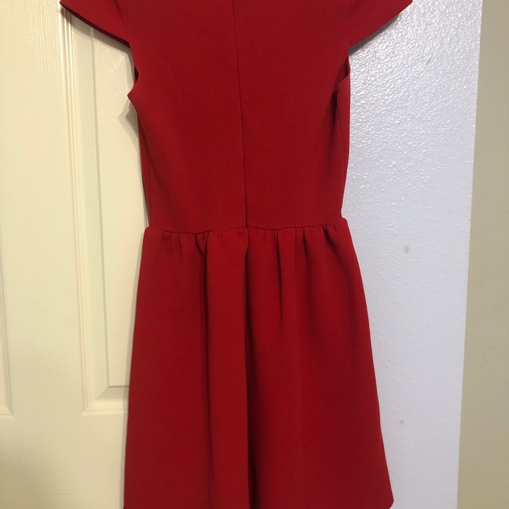 Red Dress - Picture 3 of 3